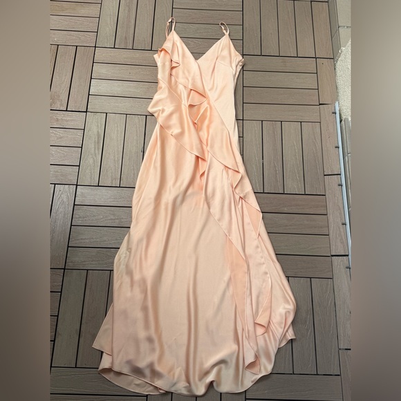 Gianni Bini Quinn ruffle draped V-neck sleeveless satin dress soft peach color - Picture 7 of 12